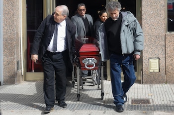 Velorio Adolfo Aristarain