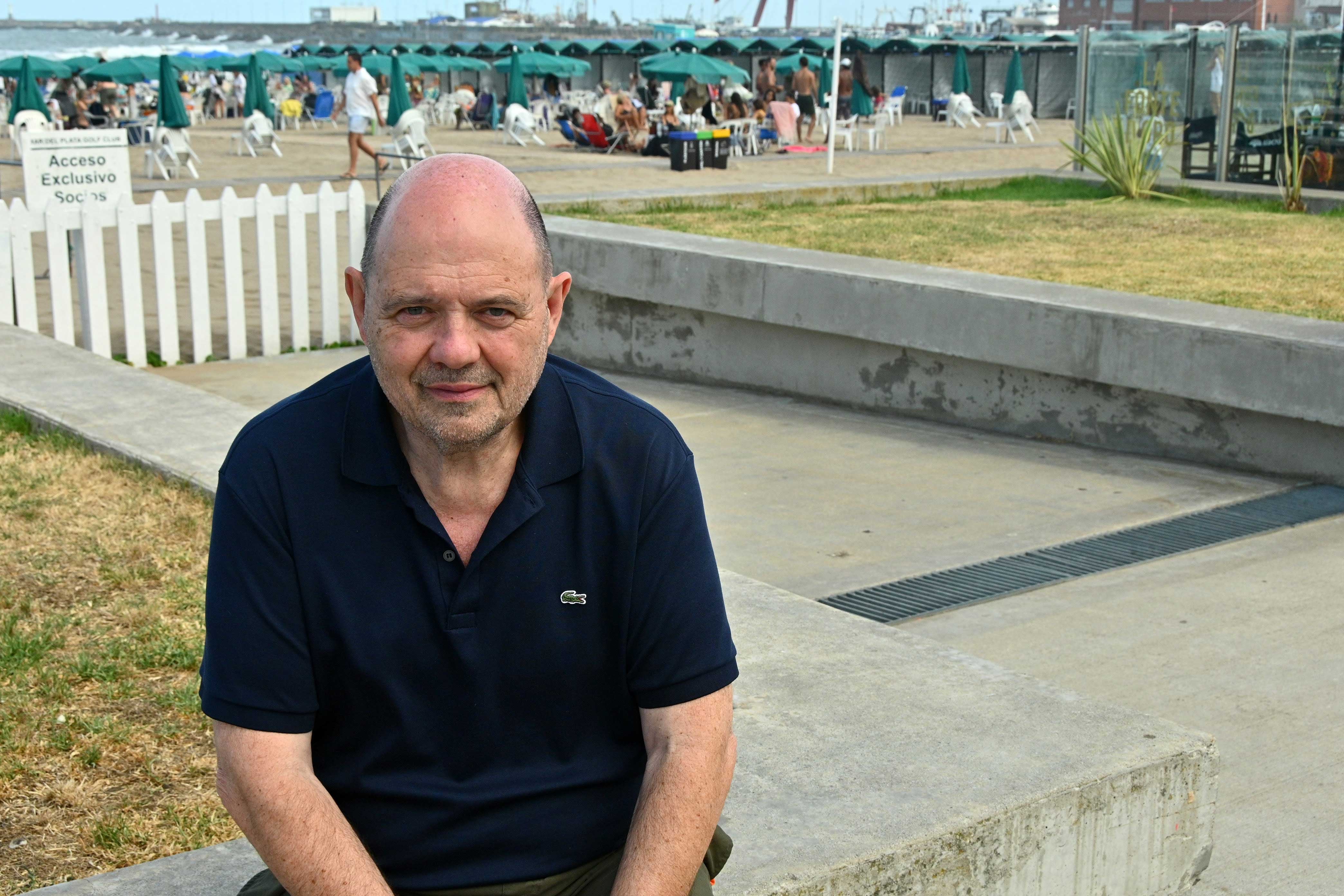 Rottemberg describe sus rutinas laborales en Mar del Plata, donde disfruta el entorno distendido y las reuniones familiares (Credito: Jose Tetty(