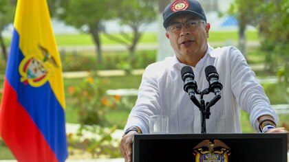 Gustavo Petro calificó de “vagabundos” a magistrados del CNE por señalar presuntas irregularidades en su campaña