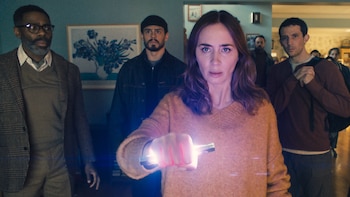 Colman Domingo, Tommy Martinez, Emily Blunt y Josh O'Connor (Universal Pictures and Amblin Entertainment via AP)