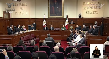 La controversia surgió a partir del análisis del tratamiento fiscal de los recursos de Afores que reciben los beneficiarios tras el fallecimiento de un trabajador. (Captura de pantalla)