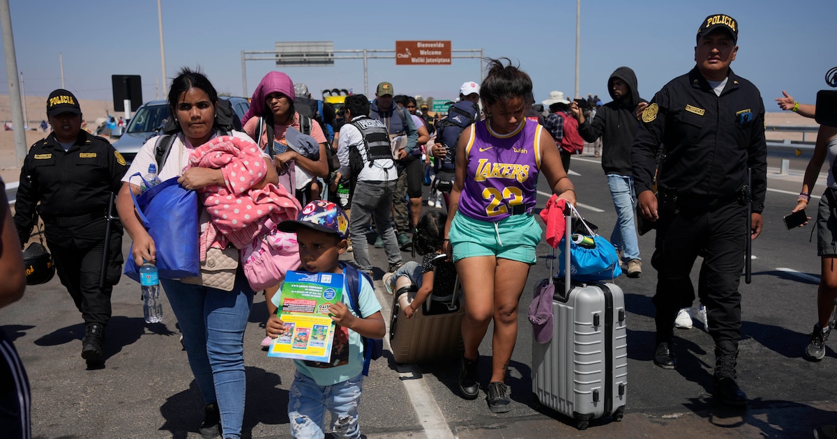 Perú y Chile acuerdan endurecer controles fronterizos ante aumento de migración irregular