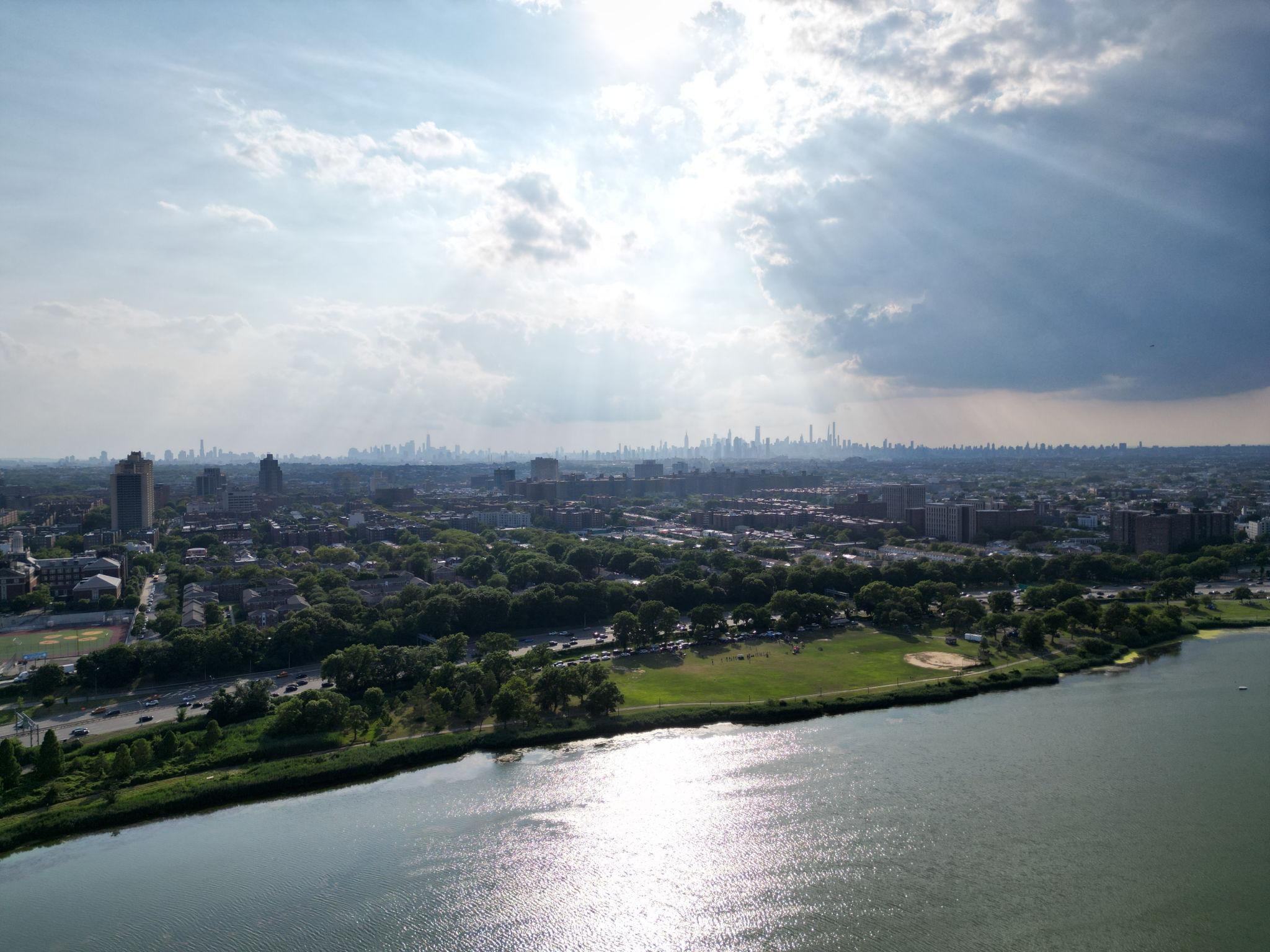 La designación de Flushing Meadows redistribuye el flujo de visitantes más allá de Manhattan y fortalece el perfil internacional del borough.