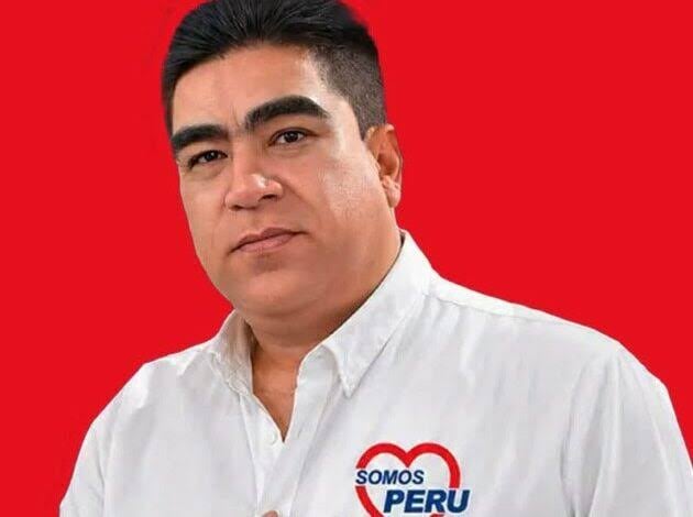 Juan Enrique Mendoza Uribe participa como candidato del partido político Somos Perú en el proceso de elecciones regionales del departamento de Ica.