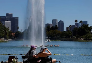 La ola de calor en Estados Unidos activó alertas para casi 100 millones de personas y avanza del oeste hacia la costa este (AFP)
