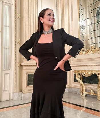 Marina Mora es directora y