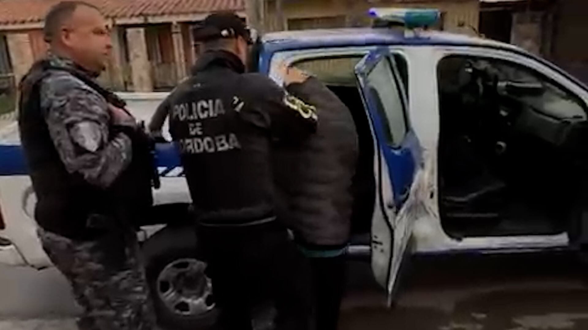 Uno de los detenidos