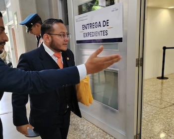 La nómina para contralor general de Cuentas incluye exfinalistas, autoridades activas de la CGC y a la excontralora Nora Liliana Segura Monzón.
