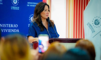 La estrategia del Ministerio de Vivienda incluye declaraciones de interés social y reducción de costos para formalizar la titulación de lotes en El Salvador. (Foto cortesía Ministerio de Vivienda)