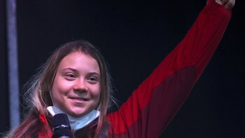Greta Thunberg y otros jóvenes