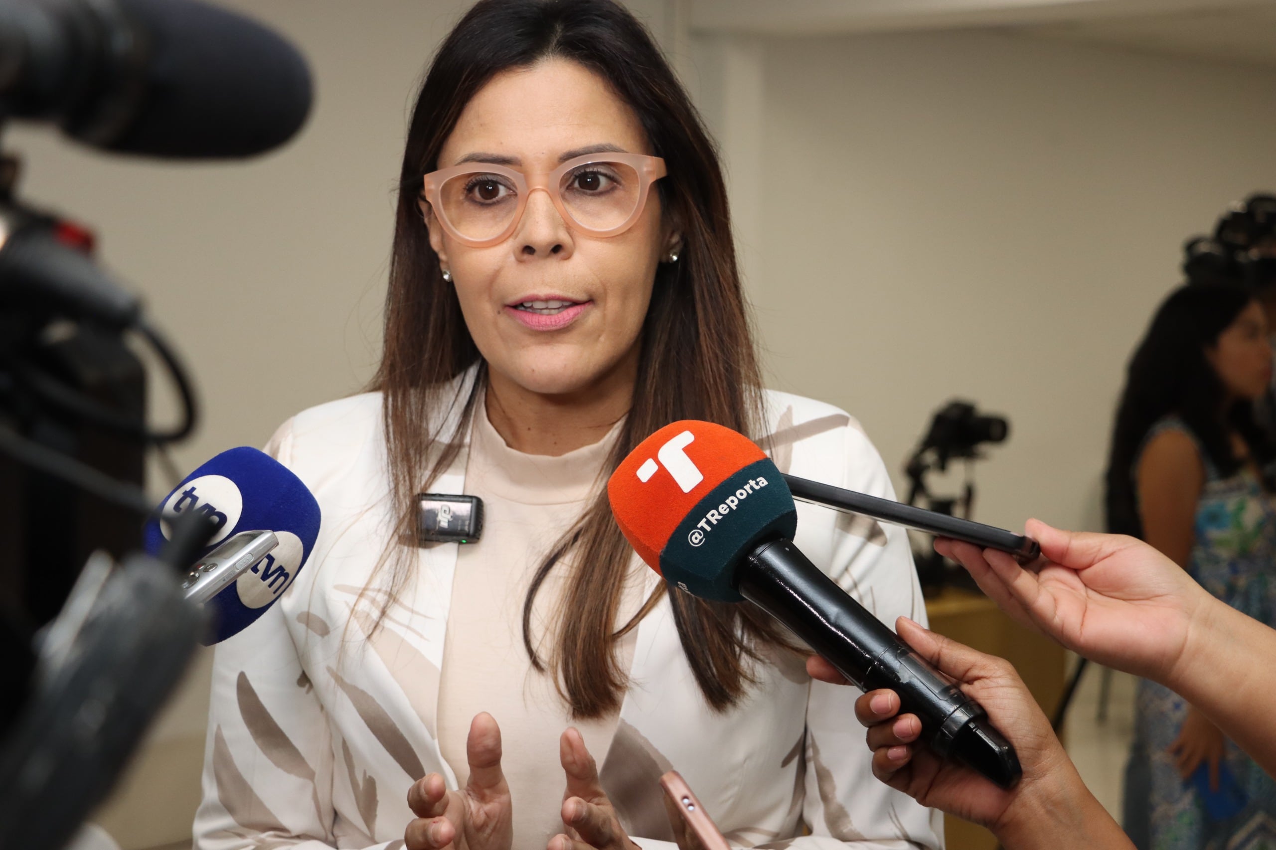 La subsecretaria del Ministerio de Economía y Finanzas, Ana Matilde Amado, explicó que a partir del quinto sorteo la Lotería Fiscal se transformará en un esquema regional con sorteos provinciales, lo que permitirá a los ciudadanos participar desde sus propias regiones y aumentar sus oportunidades de resultar ganadores. Cortesía