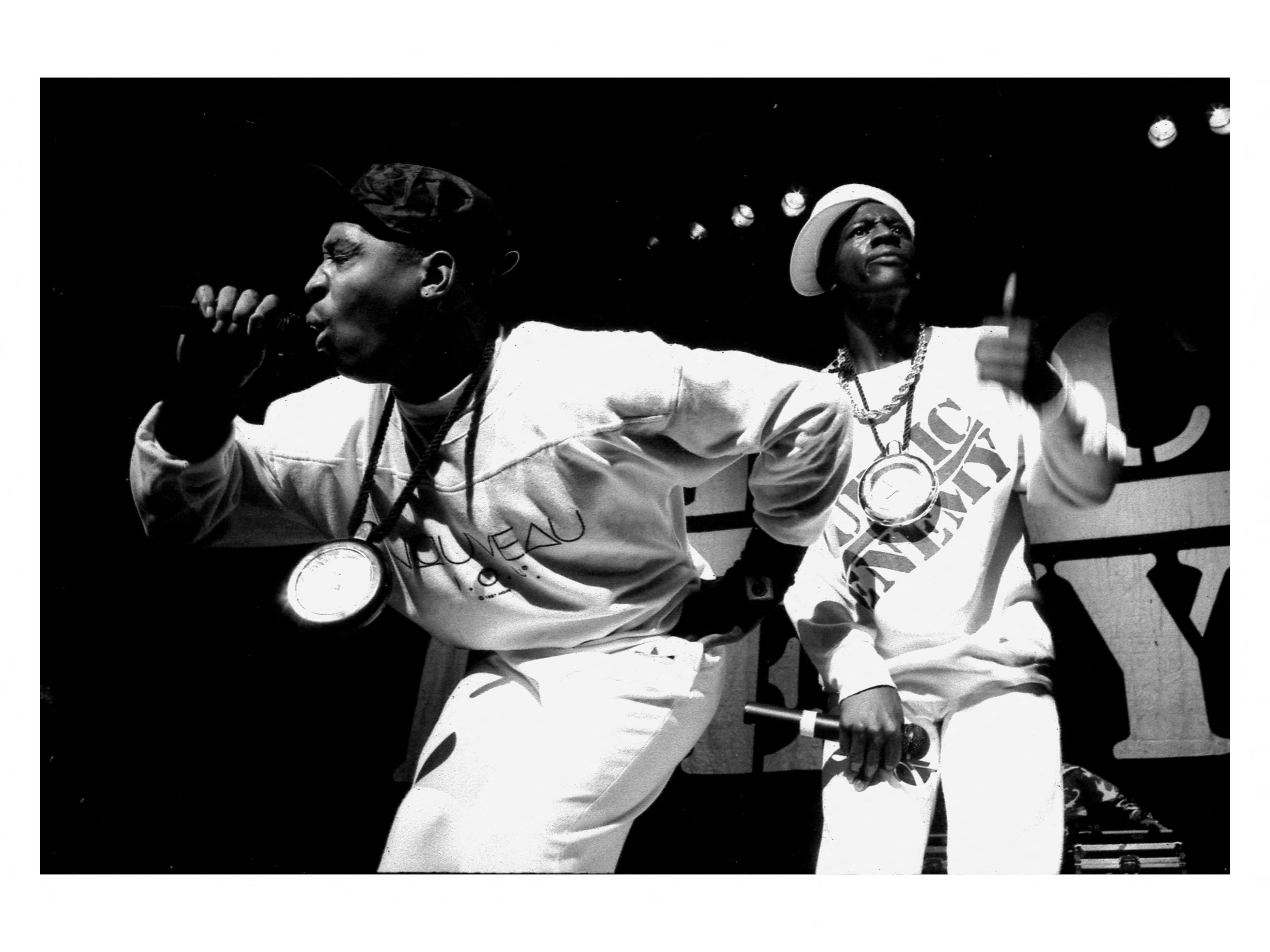 Public Enemy, uno de los emblemas del sello Def Jam, en vivo en Manchester, en 1990