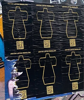 Una serie de carteles fueron