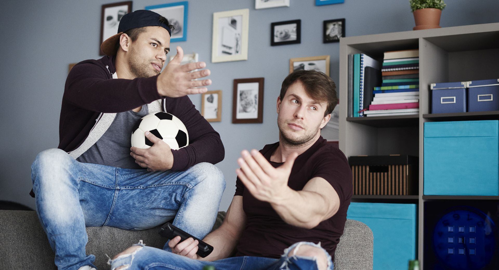 Impulsada por activistas, la fecha se instauró en 2010 para promover igualdad en el fútbol y enfrentar prácticas discriminatorias aún vigentes. (Freepik)
