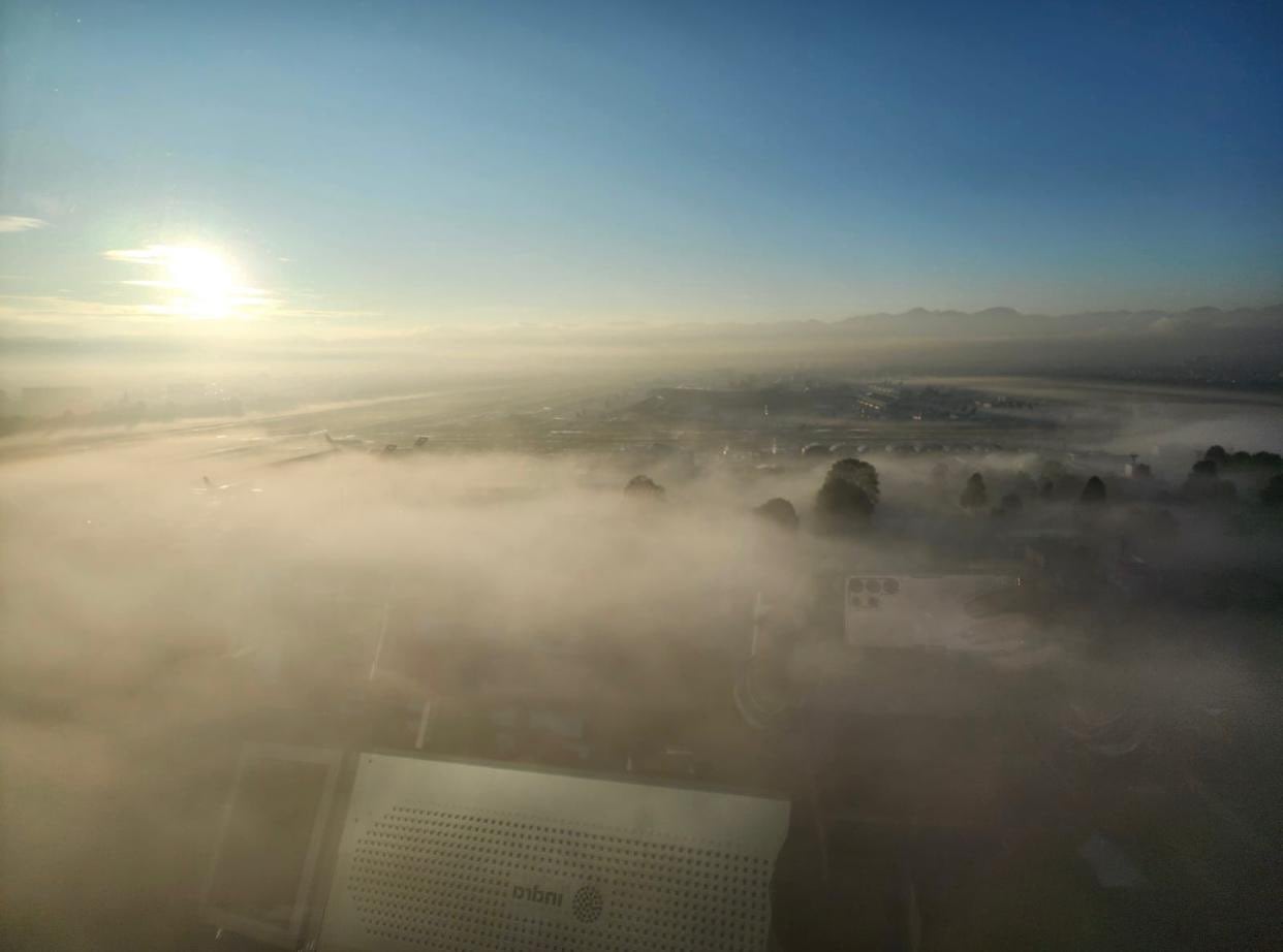 AICM suspenden aterrizajes y despegues por neblina