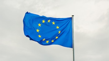 La UE acuerda prohibir las imágenes sexuales creadas con IA sin consentimiento