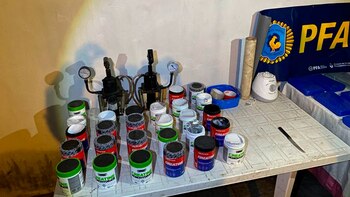 Los frascos de creatina donde