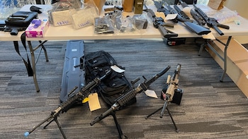 Condenan a mexicano en EEUU por vender más de una tonelada de metanfetamina y fentanilo y envío de armas a México