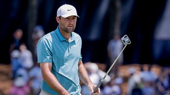 Scheffler asalta el liderato, Vegas