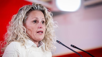 El PSOE tilda de "reparto de sillones" el acuerdo PP-Vox en Extremadura: "Ganan los socios de Orbán"