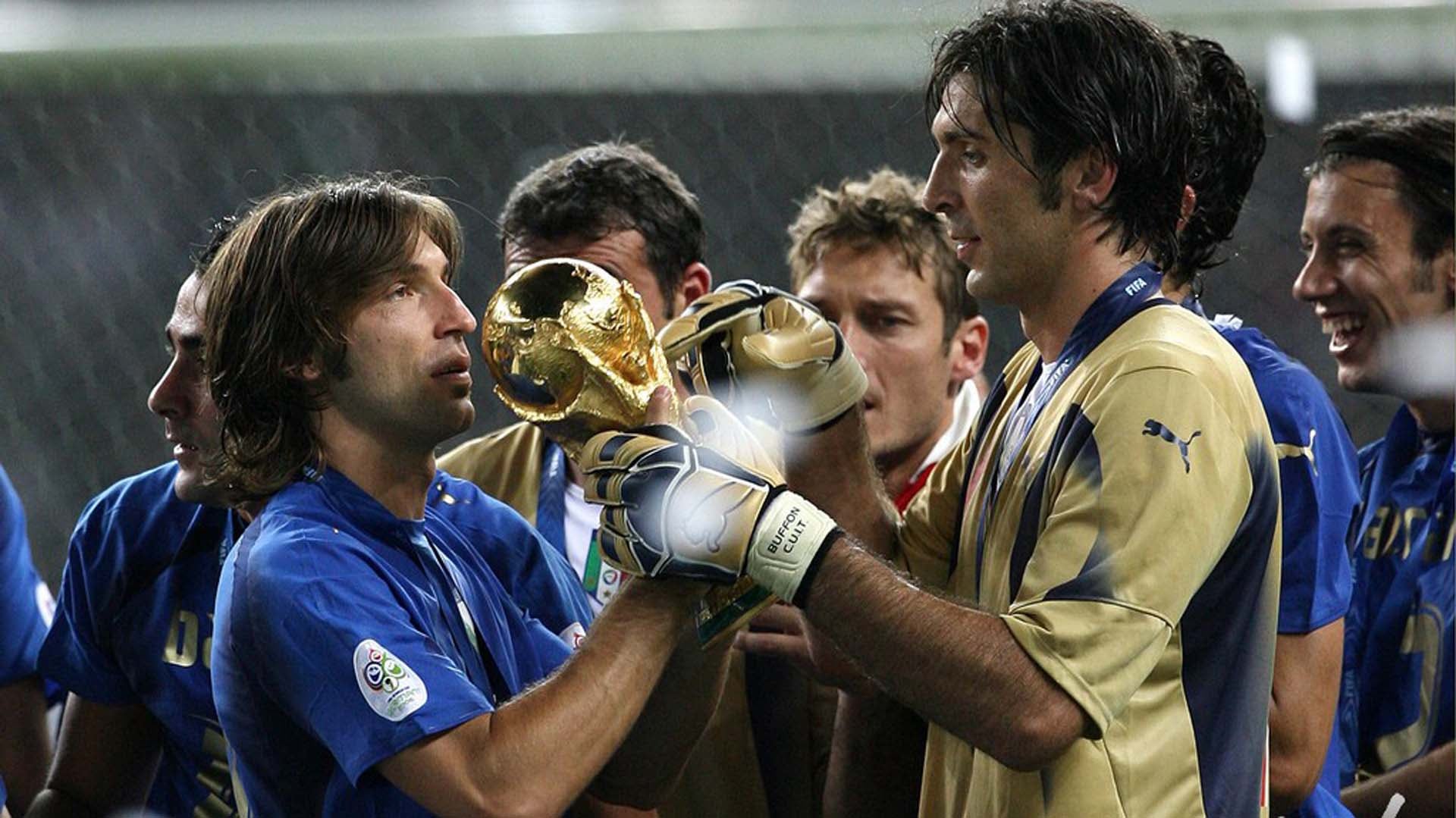 La presencia y visión de Andrea Pirlo en el campo ofrecían a Italia mayor calma y control, según la visión de Buffon (Salvatore Giglio/Grazianeri Ag)