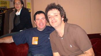 Sergio Schuchinsky junto a Gustavo