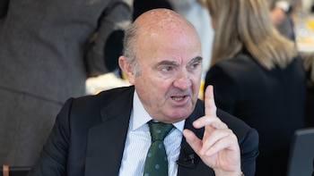 De Guindos se despide del BCE entre elegios a la banca y miedo a una crisis: “La guerra amenaza la estabilidad financiera de Europa”