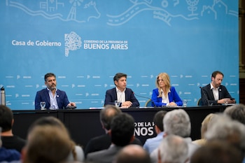 Axel Kicillof anuncio con intendentes