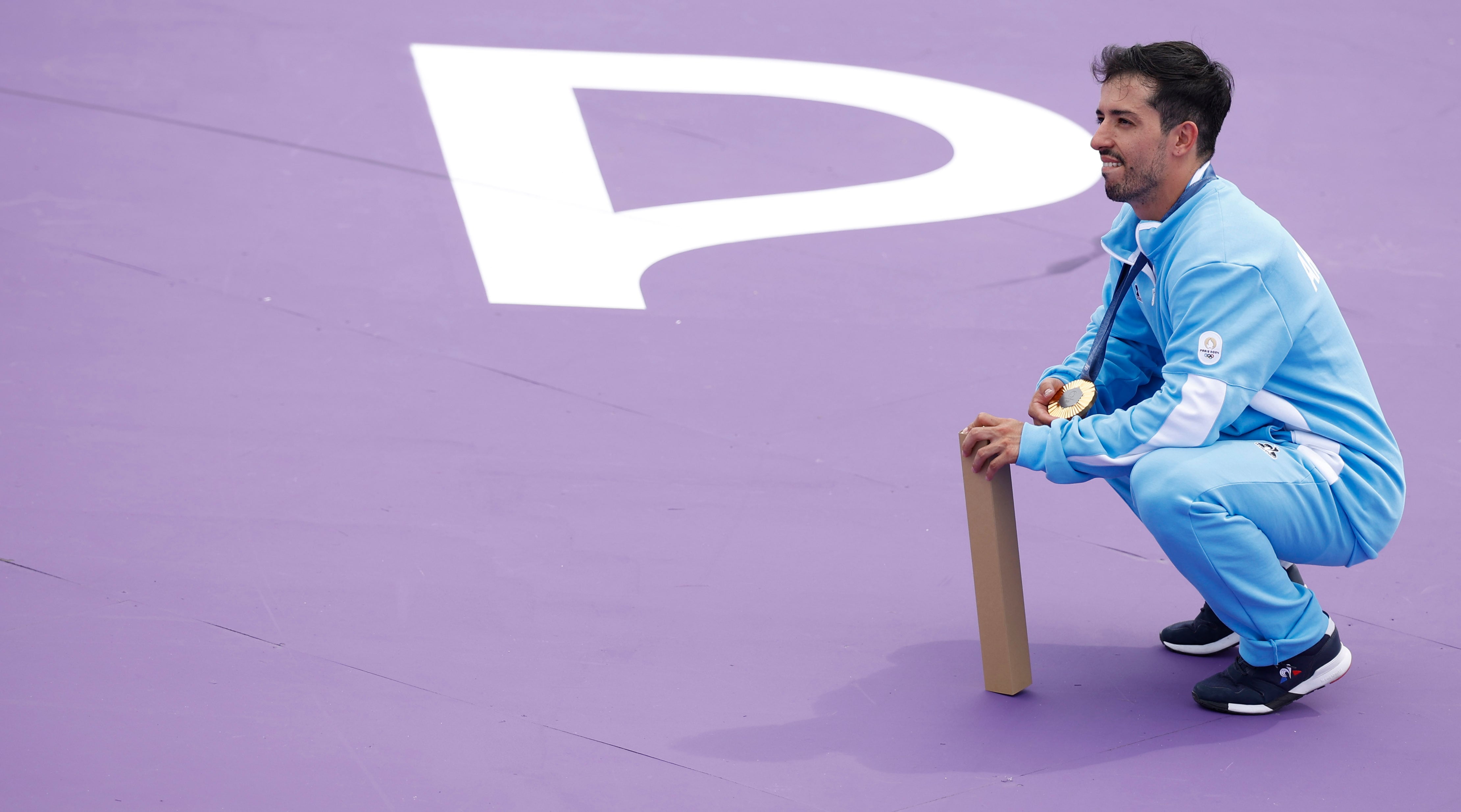 El argentino Jose Torres durante la final de BMX estilo libre en La Concorde en París, Francia. EFE/EPA/YOAN VALAT