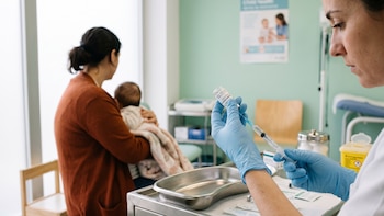 Las autoridades sanitarias dominicanas notifican un marcado repunte de tosferina y leptospirosis en lo que va de 2026