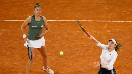 Sara Sorribes y Cristina Bucsa, el dobles debutante y de última hora que ha hecho historia en el Mutua Madrid Open: primeras campeonas españolas