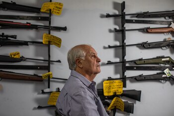 Milton de Oliveira en su