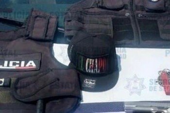 Gorra con la leyenda "El