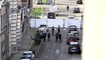 Investigan explosión ante una sinagoga