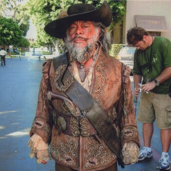 El mexicano interpretó al capitán