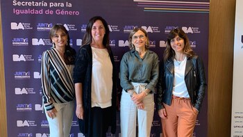 Paridad de género en los