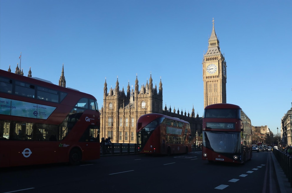 QSTOLI4JA5GHFKYMIVVMCZHB5M