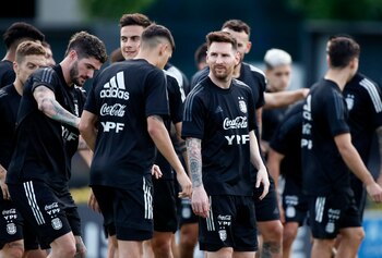 Lionel Messi sería titular ante Uruguay por las Eliminatorias Sudamericanas (REUTERS/Agustin Marcarian)