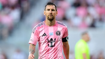 Se confirmo la lesión que sufrió Lionel Messi: cuánto le demandará su recuperación