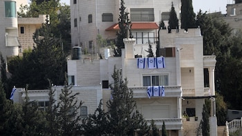 Al menos 1.500 palestinos desplazados en una operación militar israelí de represalia en Hebrón