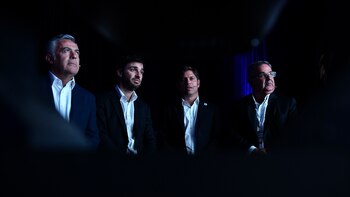 Los gobernadores Alfredo Cornejo (Mendoza),