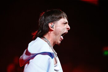 Peso Pluma lidera una banda