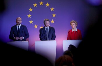 (i-d) El presidente del Consejo