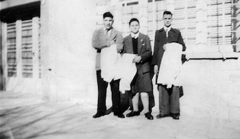 Jorge Bergoglio, a la derecha,