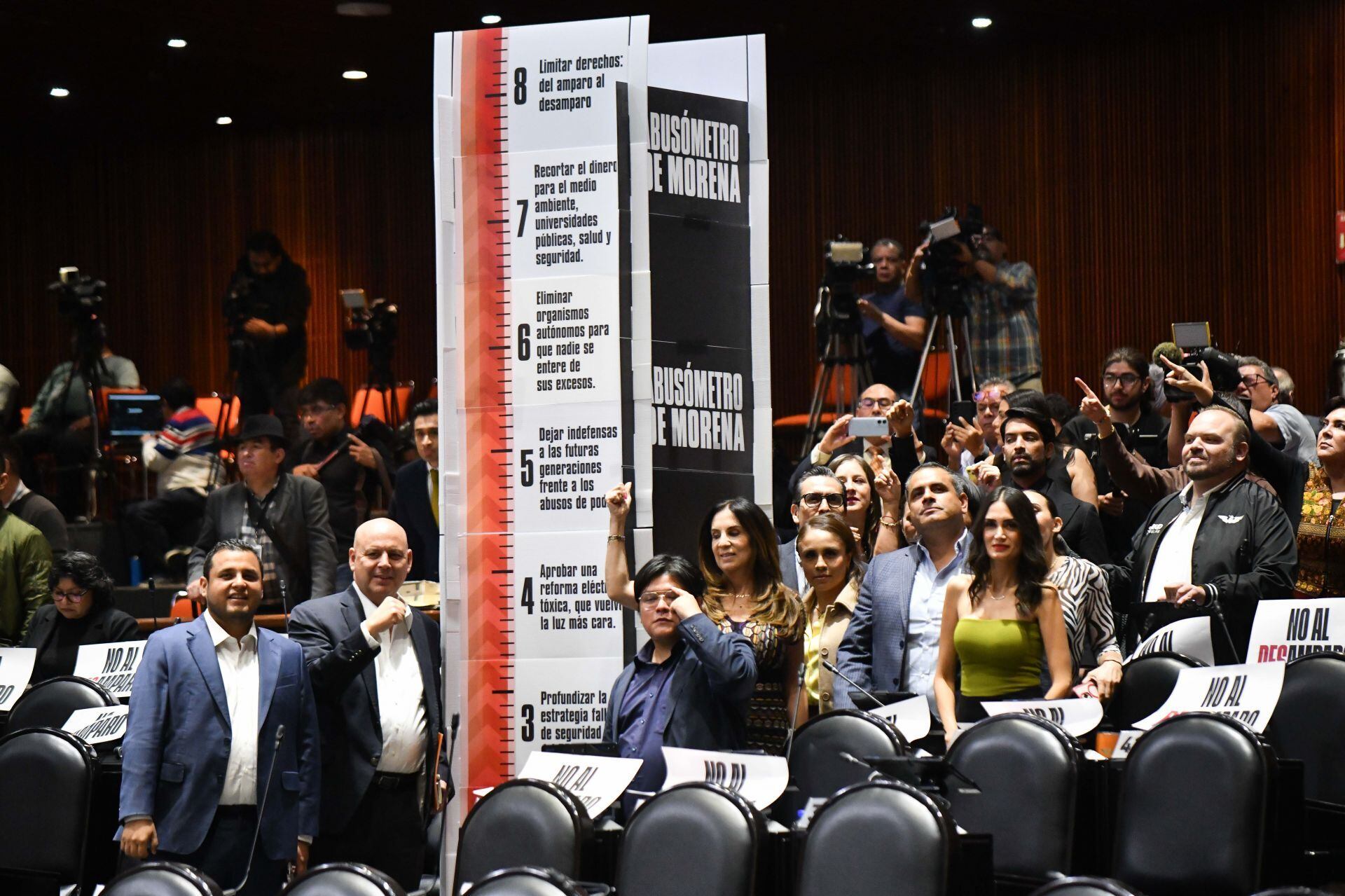 La controversia se centró en el tercer artículo transitorio, que redefine qué partes de los juicios seguirán bajo la legislación anterior. FOTO: MARIO JASSO/CUARTOSCURO.COM