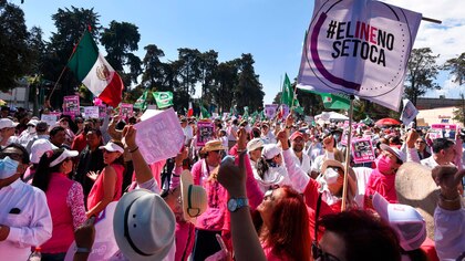 Tercera ‘Marea Rosa’: CNTE responsabiliza a organizadores del “mitin” por enfrentamientos | EN VIVO 