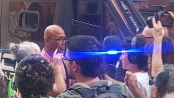 Adolfo y su familia se quedan en la calle “sin alternativa ninguna”: “Las administraciones vuelven a ponerse del lado de la propiedad”