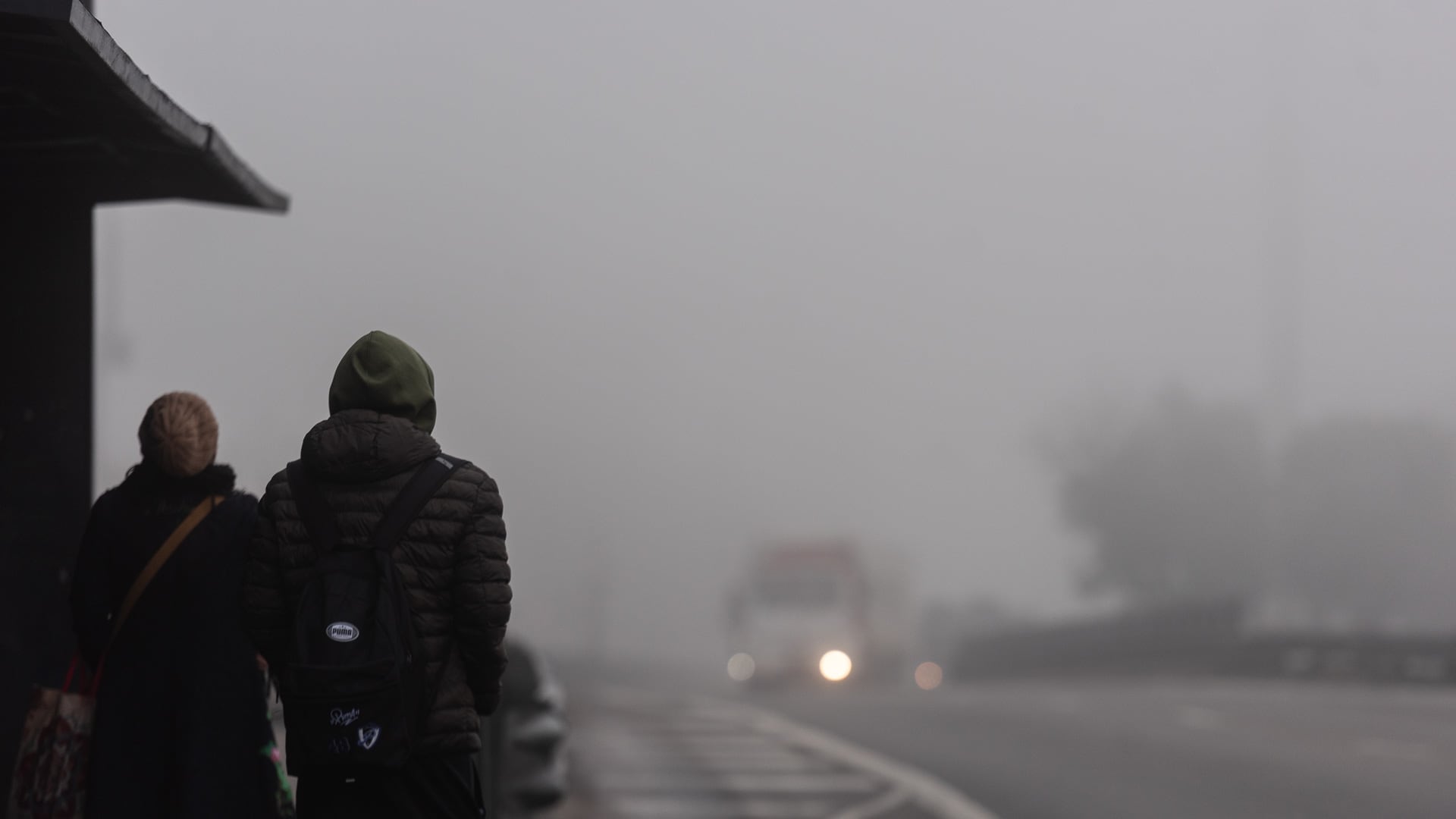 El viento débil en las provincias afectadas impide la disipación de nieblas, prolongando el fenómeno hasta media mañana o a lo largo del día (Adrián Escandar)