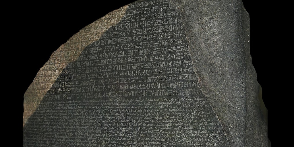 La historia detrás de la Piedra Rosetta - Infobae