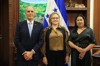 Asfura nombró a Nolvia Patricia